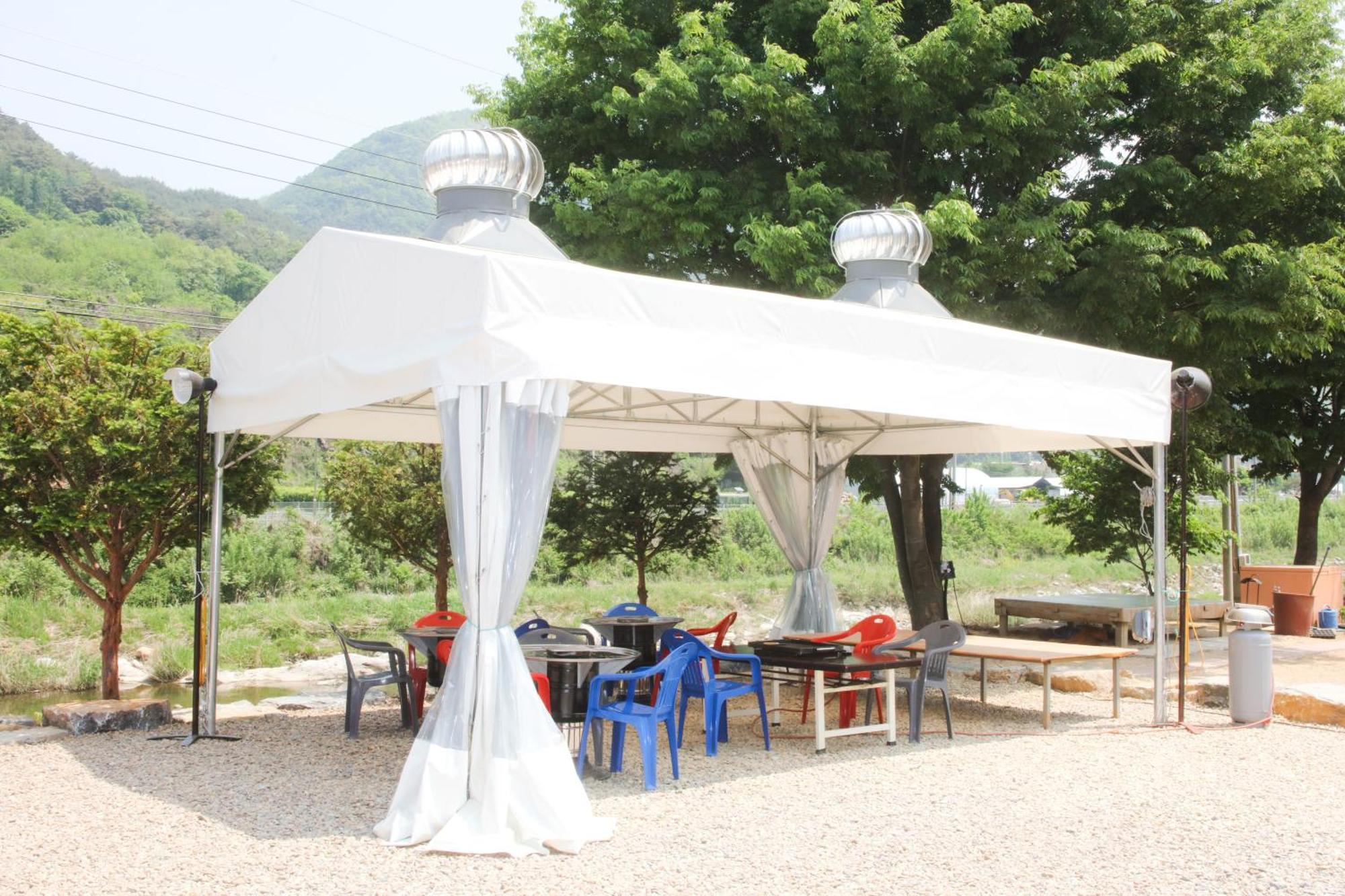 Danyang Yeowoobyeol Pension Exterior photo